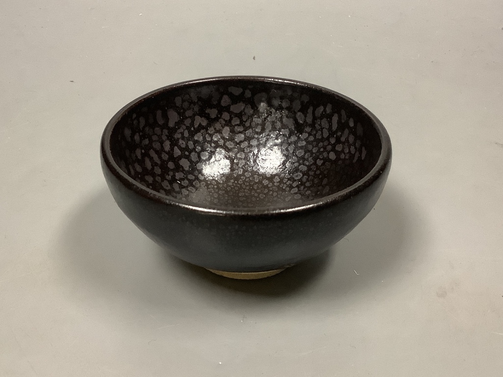 A Chinese oil spot glazed cup, diameter 9cm